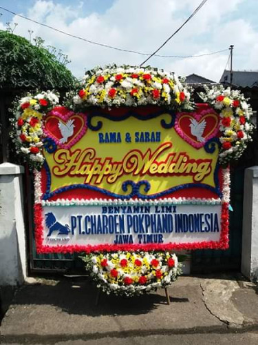 Karangan Bunga Pernikahan  di Simalungun